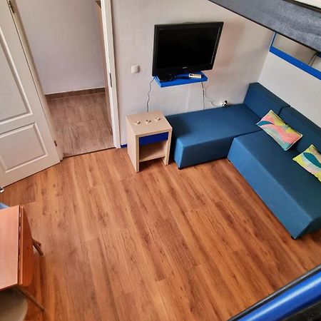 Apartments Punta 2 Omis Bilik gambar