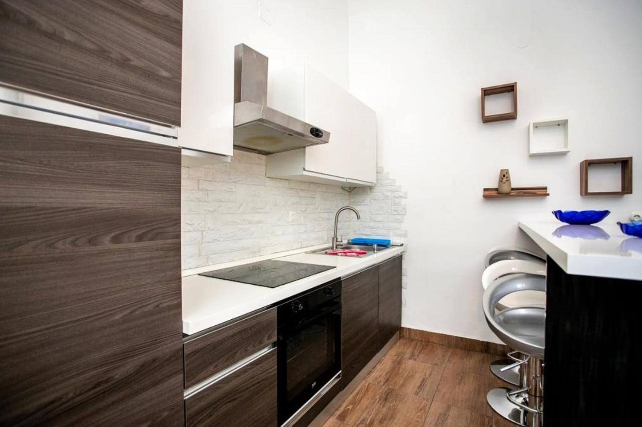 Apartments Punta 2 Omis Luaran gambar