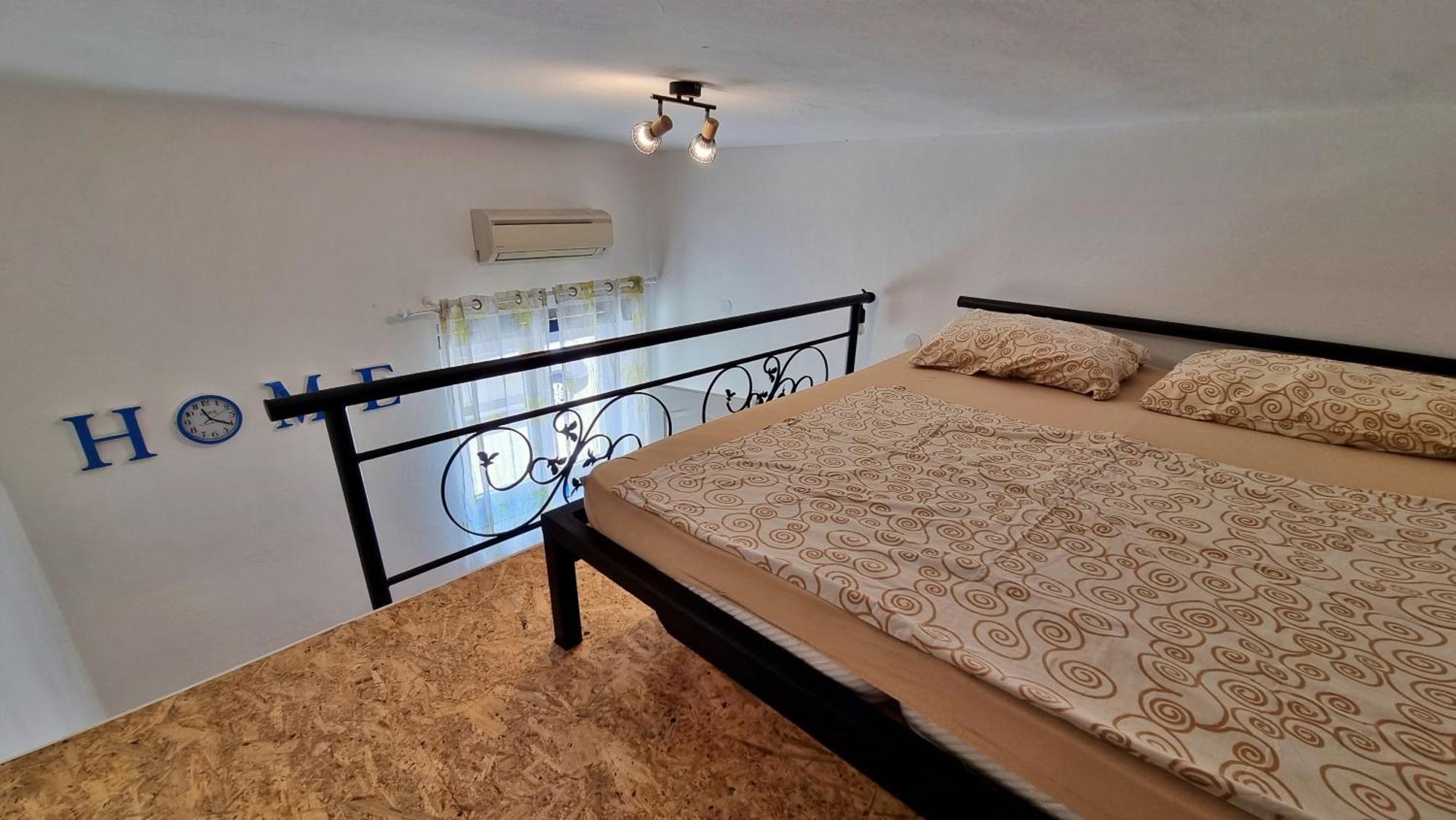 Apartments Punta 2 Omis Bilik gambar